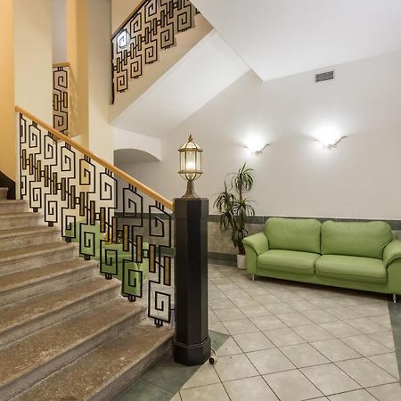 Apartma Linda 1880 Карловы Вары Экстерьер фото
